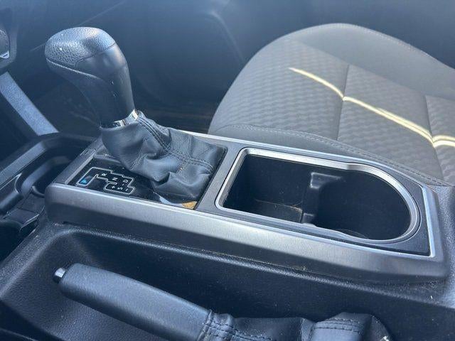 2022 Toyota TACOMA SR5 SR5 V6