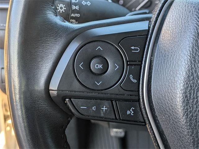 2019 Toyota CAMRY SE