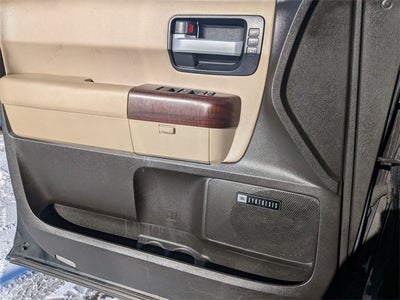 2011 Toyota SEQUOIA Platinum