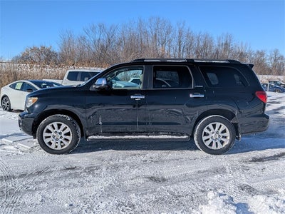 2011 Toyota SEQUOIA Platinum