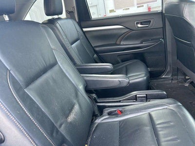 2018 Toyota HIGHLANDER XLE