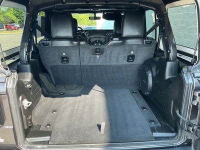 2020 Jeep Wrangler Unlimited Sahara Altitude