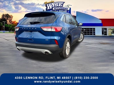 2022 Ford Escape Hybrid SE