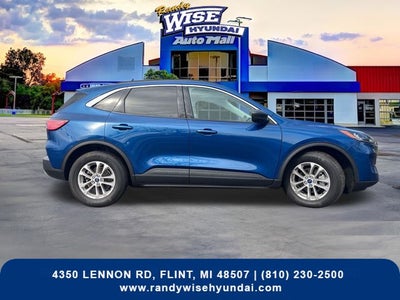 2022 Ford Escape Hybrid SE