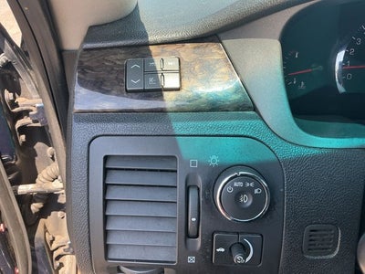 2009 Cadillac DTS Base