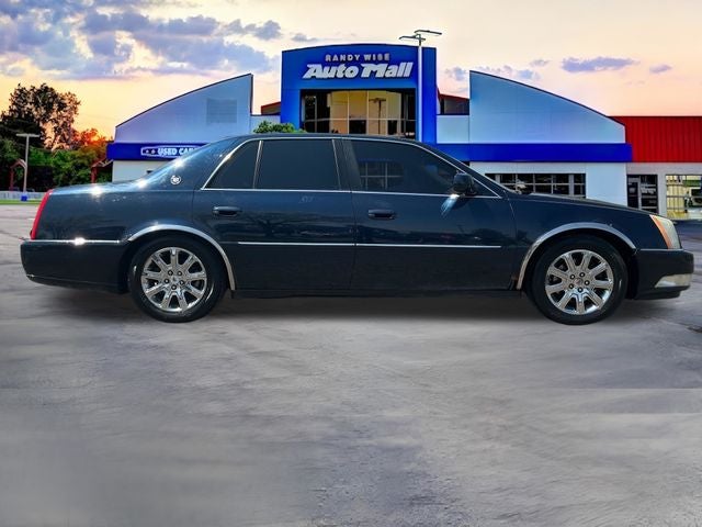 2009 Cadillac DTS Base