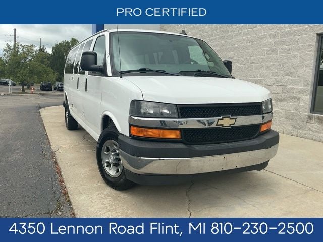 2017 Chevrolet Express 3500 LT Passenger