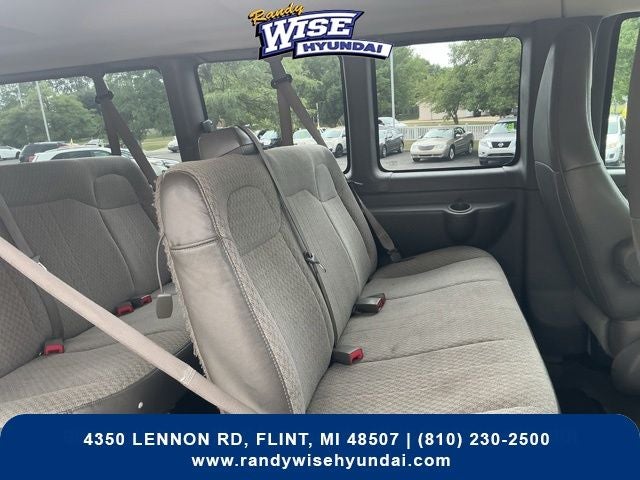 2017 Chevrolet Express 3500 LT Passenger