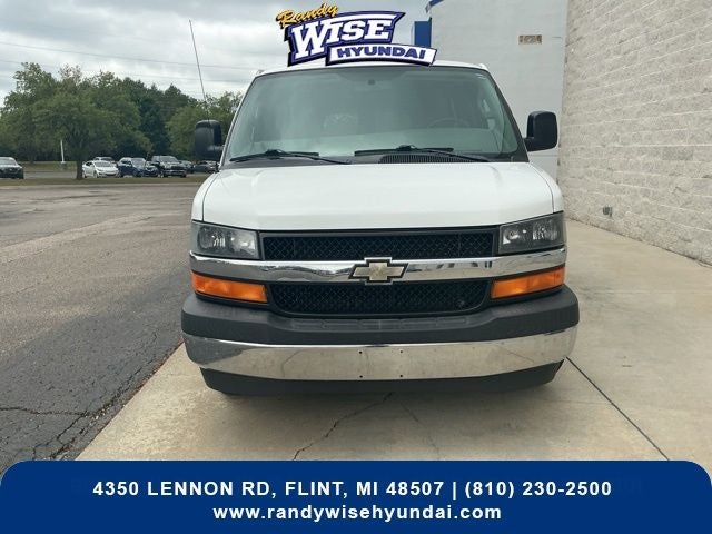 2017 Chevrolet Express 3500 LT Passenger