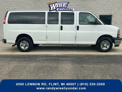 2017 Chevrolet Express 3500 LT Passenger