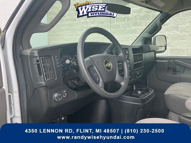 2017 Chevrolet Express 3500 LT Passenger
