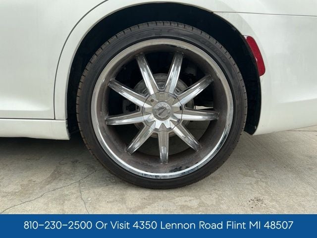 2019 Chrysler 300 Touring