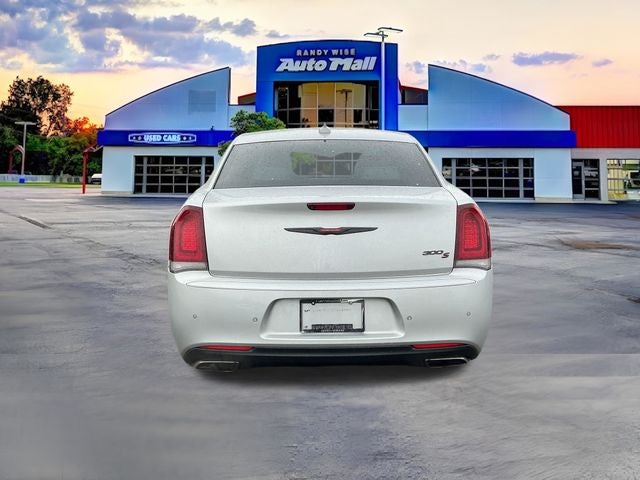 2021 Chrysler 300 S