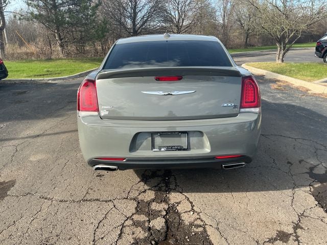 2017 Chrysler 300 S