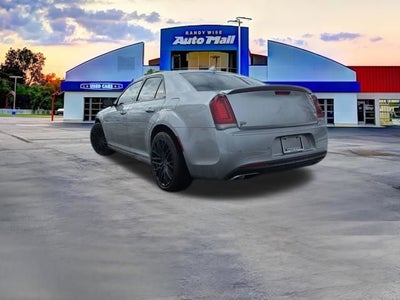 2018 Chrysler 300 S