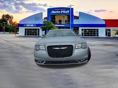 2018 Chrysler 300 S