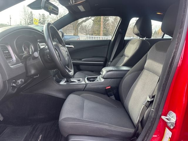 2017 Dodge Charger SE