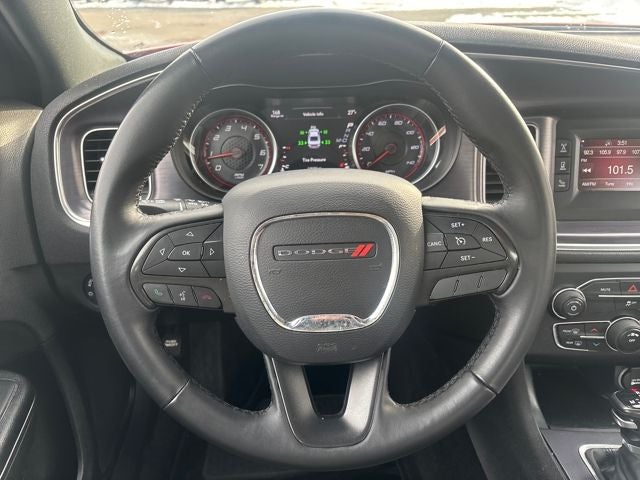 2017 Dodge Charger SE