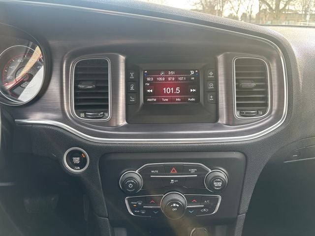 2017 Dodge Charger SE