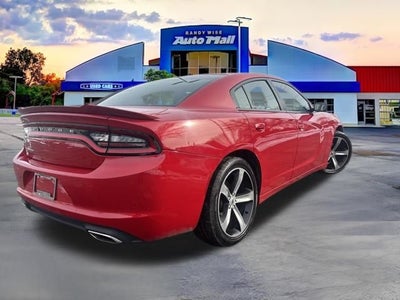 2017 Dodge Charger SE