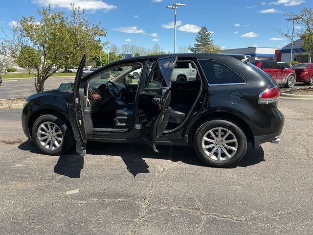 2013 Lincoln MKX Base