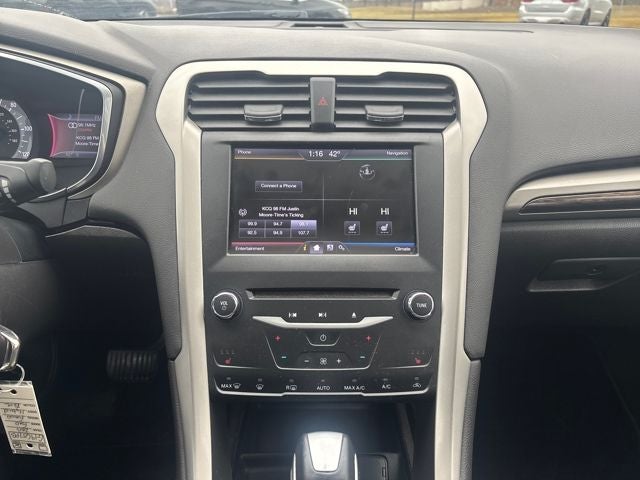 2013 Ford Fusion Hybrid SE