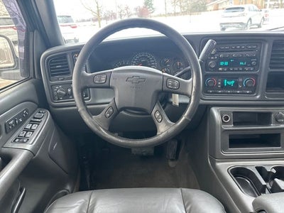 2004 Chevrolet Avalanche 1500 Base