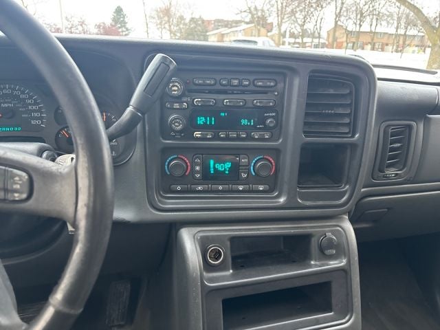 2004 Chevrolet Avalanche 1500 Base