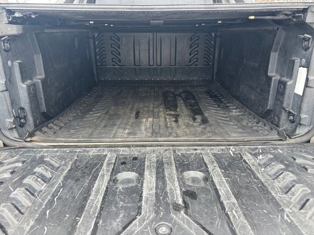 2004 Chevrolet Avalanche 1500 Base