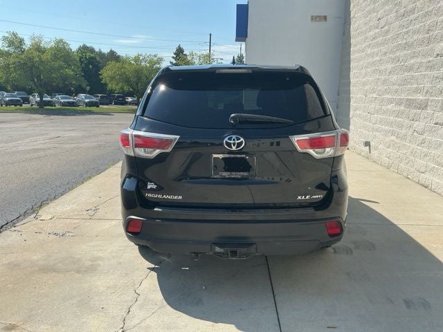 2016 Toyota Highlander XLE V6