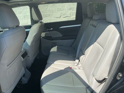 2016 Toyota Highlander XLE V6