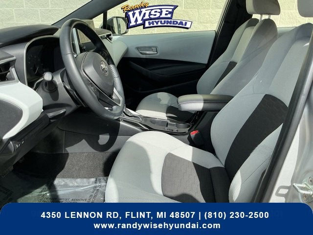 2025 Toyota Corolla Hatchback SE