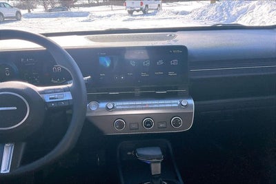 2025 Hyundai Kona SE