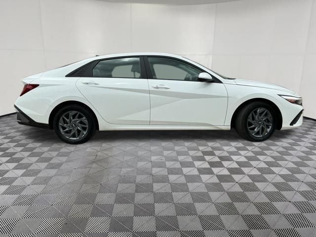 2024 Hyundai Elantra Hybrid Blue