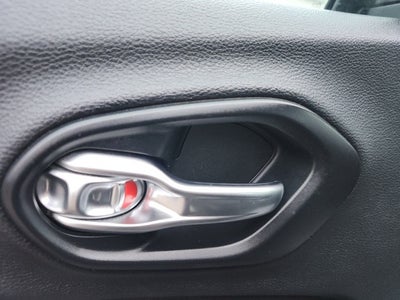 2019 Jeep Cherokee Sport