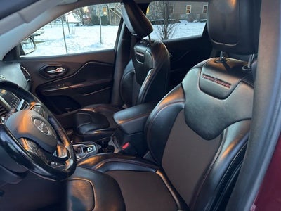 2020 Jeep Cherokee Trailhawk