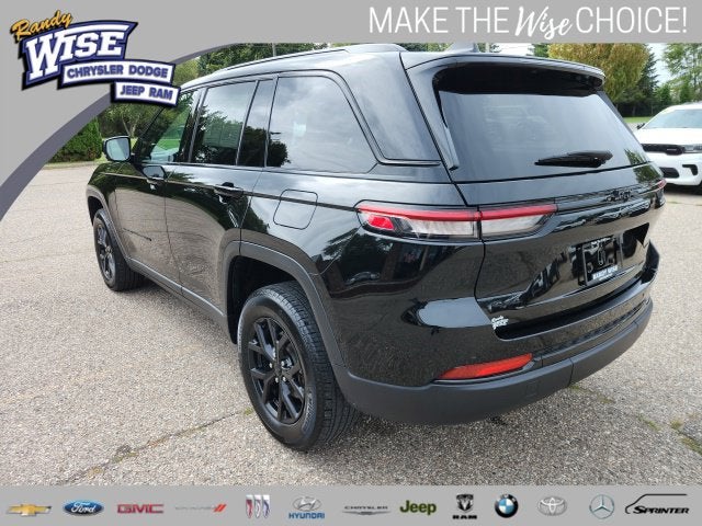 2024 Jeep Grand Cherokee Altitude