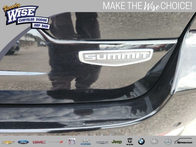 2022 Jeep Grand Cherokee Summit