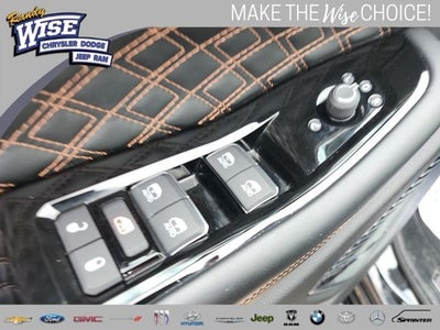 2022 Jeep Grand Cherokee Summit