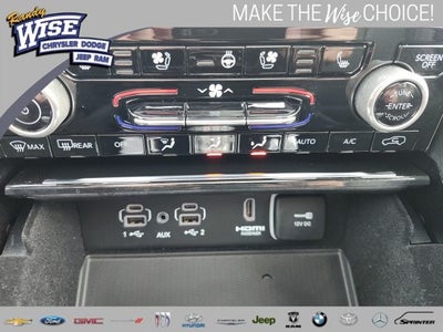 2022 Jeep Grand Cherokee Summit