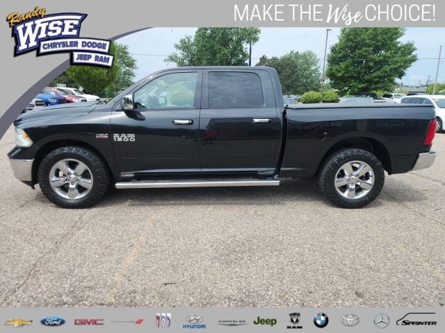 2017 RAM 1500 SLT