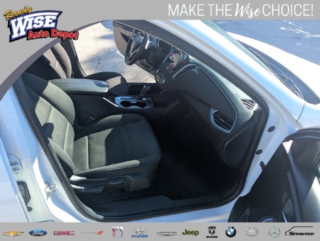 2019 Chevrolet Malibu LS 1LS