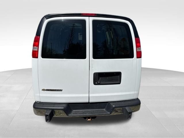 2018 Chevrolet Express 2500 Work Van Cargo