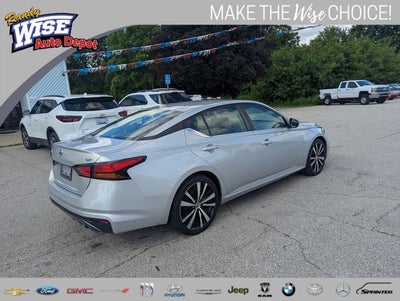 2022 Nissan Altima 2.5 SR