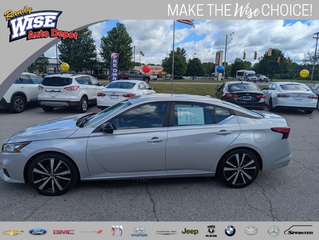 2022 Nissan Altima 2.5 SR