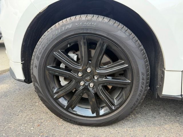 2024 Ford Edge ST Line