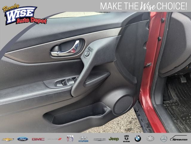 2015 Nissan Rogue SV