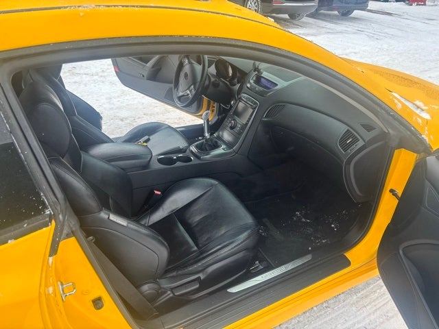 2011 Hyundai Genesis Coupe 3.8 Track
