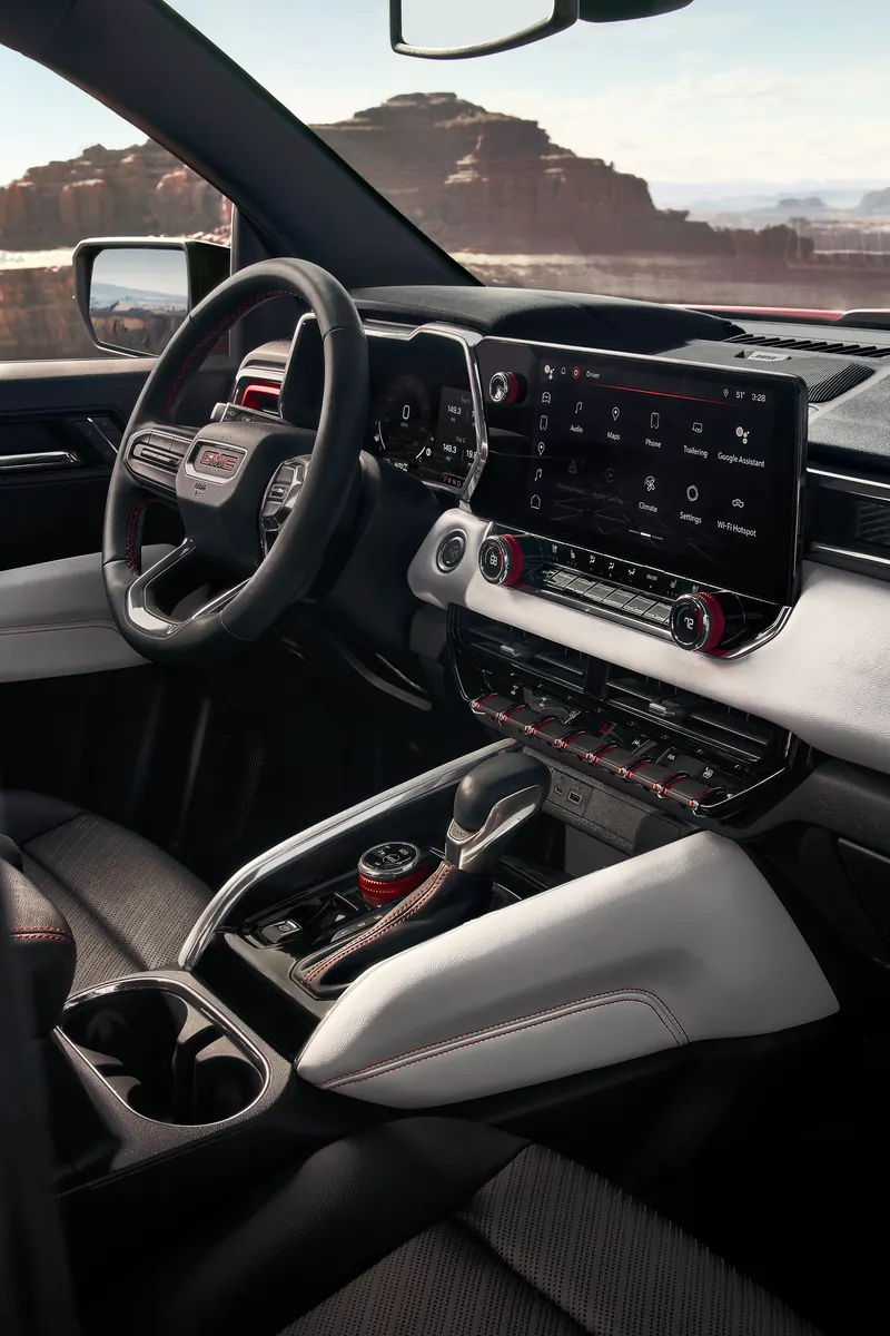2026 GMC Canyon infotainment system at Randy Wise Buick GMC in Fenton MI